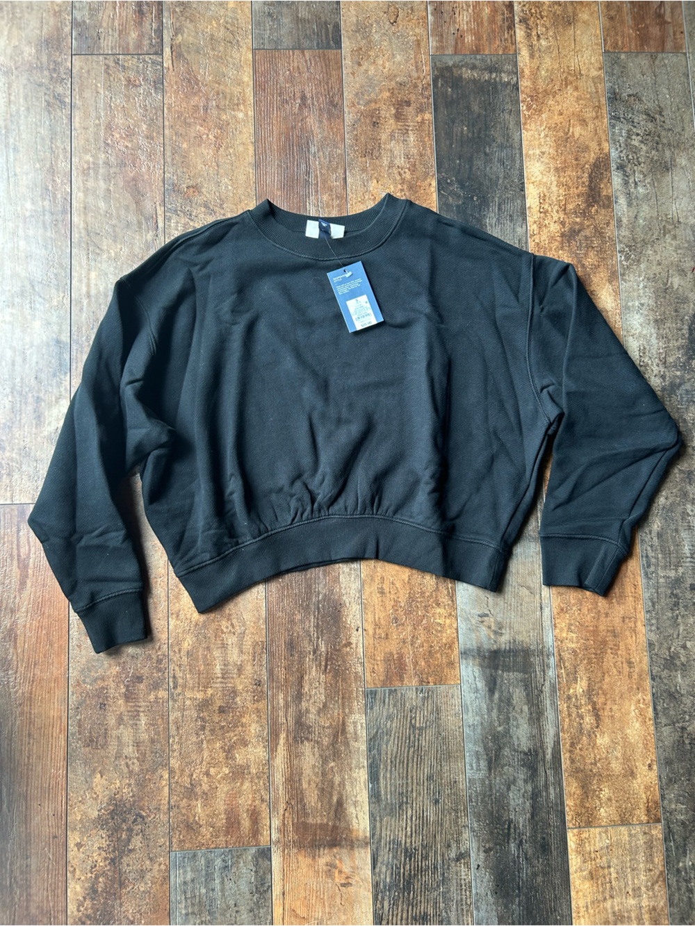 Universal Thread Black Cropped Crewneck Sweatshirt small